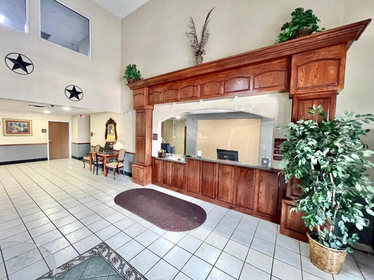 Fairbridge Inn & Suites Cleburne Eksteriør bilde