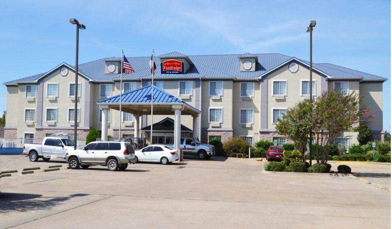 Fairbridge Inn & Suites Cleburne Eksteriør bilde
